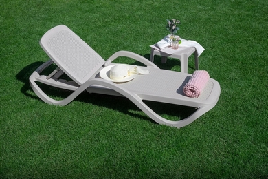 ������� ��������� ������ (Cleopatra Rattan) �������� �����