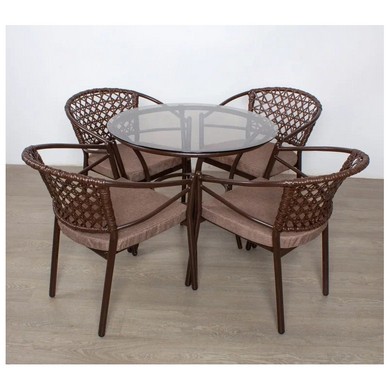 �������� ������� ������ ���� ���� � 4 ����� ����� � ��������